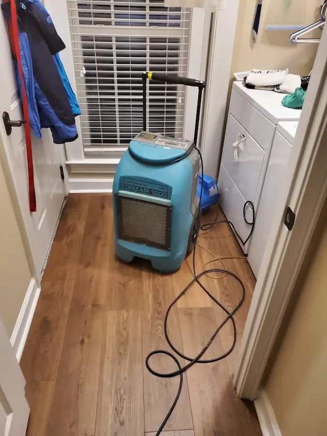 Commercial dehumidifier deployed for Crawl Space Restoration in Jasmine Estates